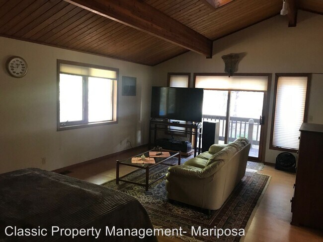 Foto del edificio - 3 br, 2 bath House - 6654 Jerseydale Rd