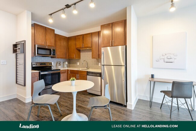Foto del edificio - 3030 Hester Ave