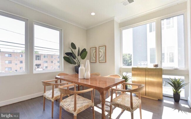 Foto del edificio - 2815 24th Rd S