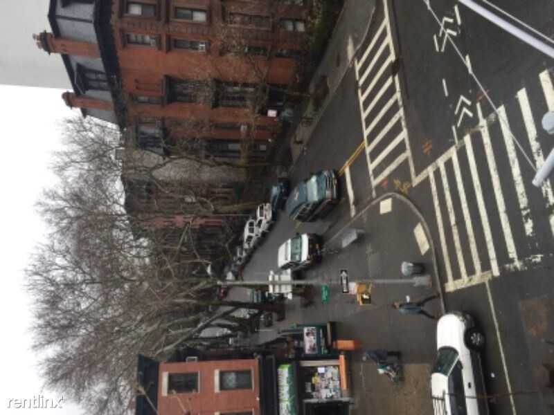 Foto principal - 80 Lafayette Ave