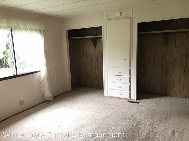 Foto del edificio - 5860 Braeside Ln