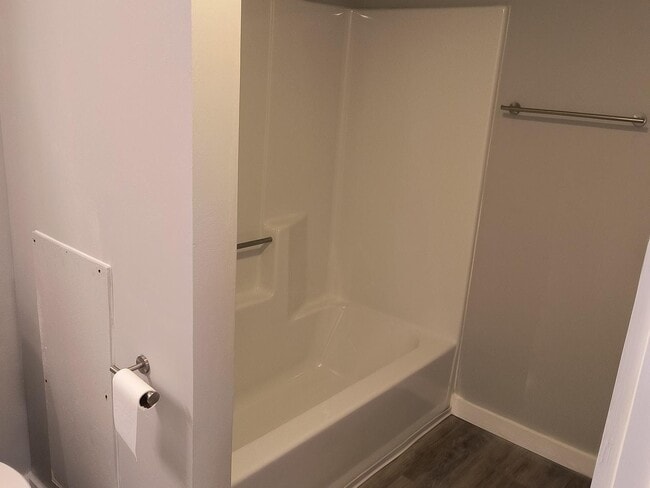 Foto del edificio - 143 E Main St