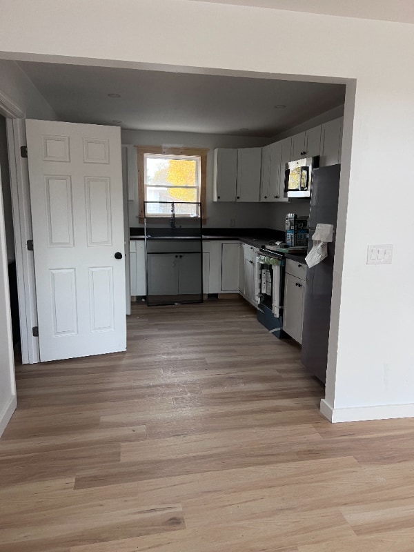 Building Photo - 254 Lincoln St