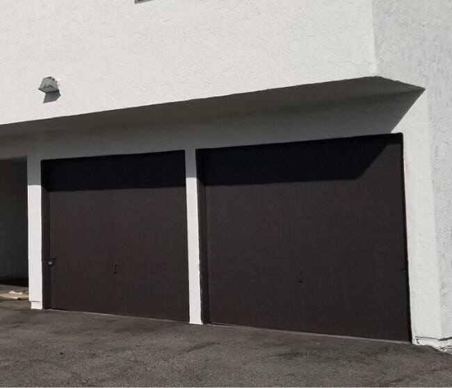 Foto del edificio - 618 S Jordan Ave