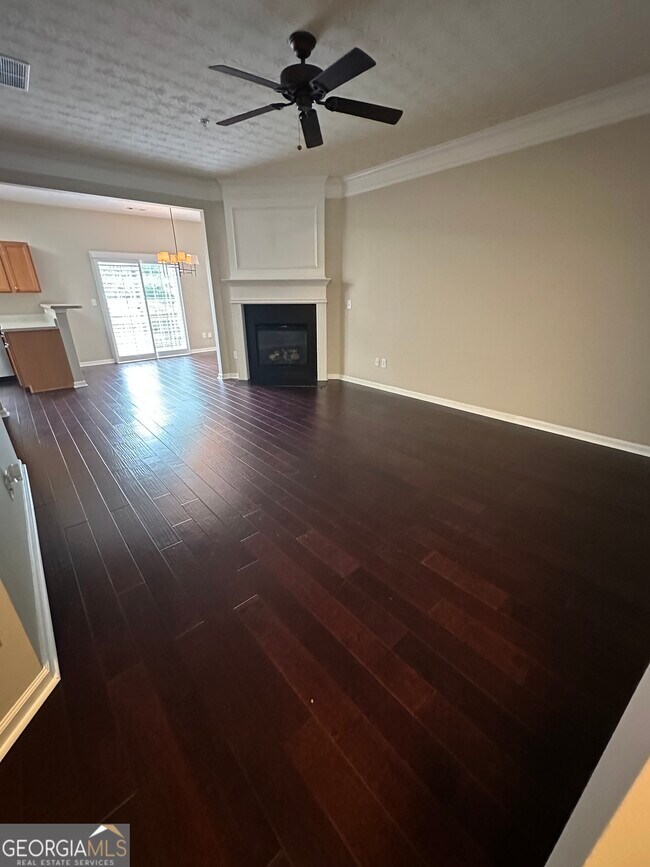 Foto del edificio - 514 Blossom Way