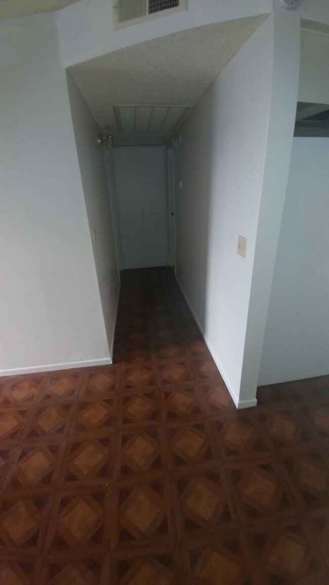Foto del edificio - 3125 N Pecos Rd