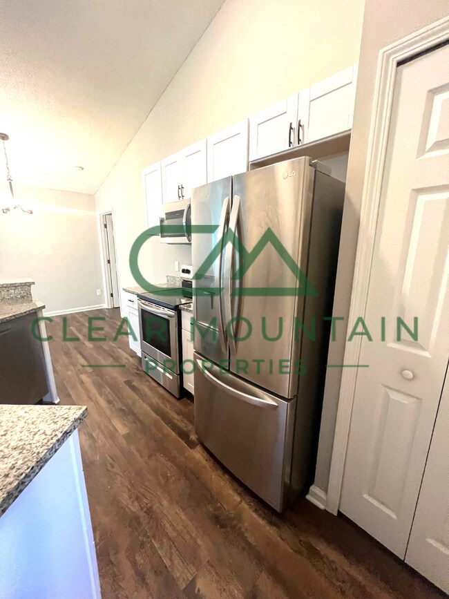 Foto del edificio - Move-in Special! Limited-Time Leasing Offer!