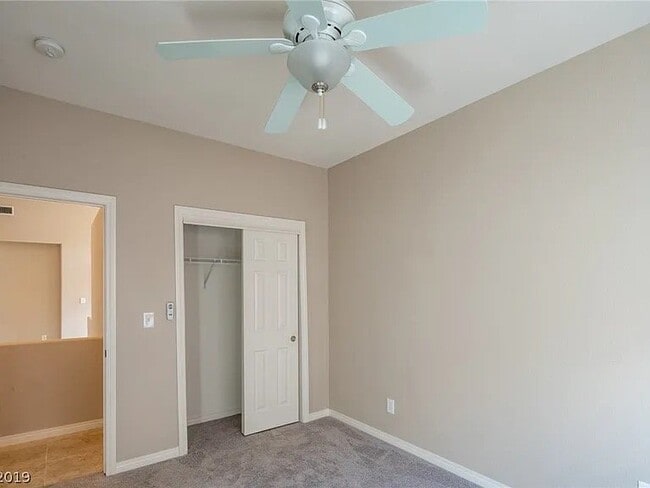 Building Photo - 8924 W Wolf Dancer Ave