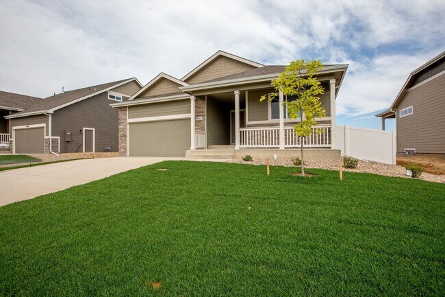 Building Photo - 8611 15th St Rd