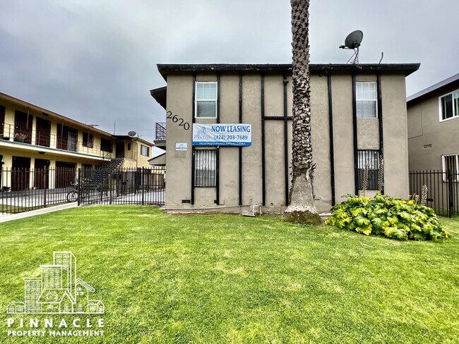 Building Photo - 1 Bedroom Apartment For Rent in Gardena