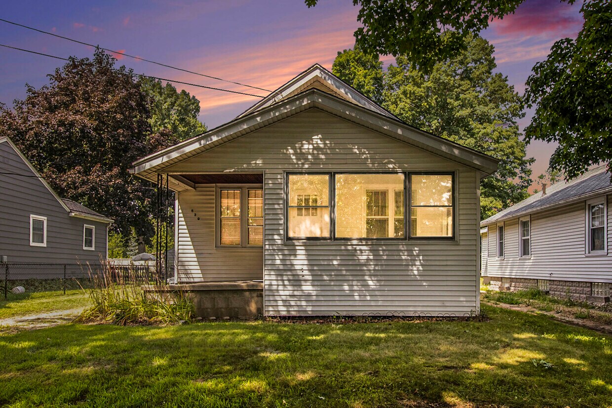 Primary Photo - 539 Gayle Ave
