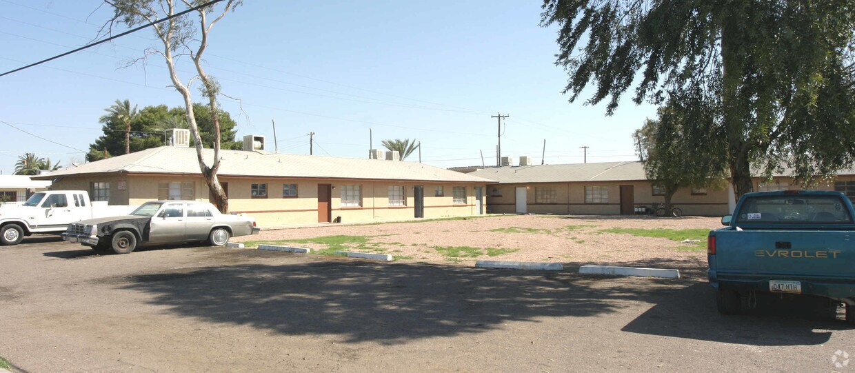 Palisade East 1401 N 35th St Phoenix, AZ