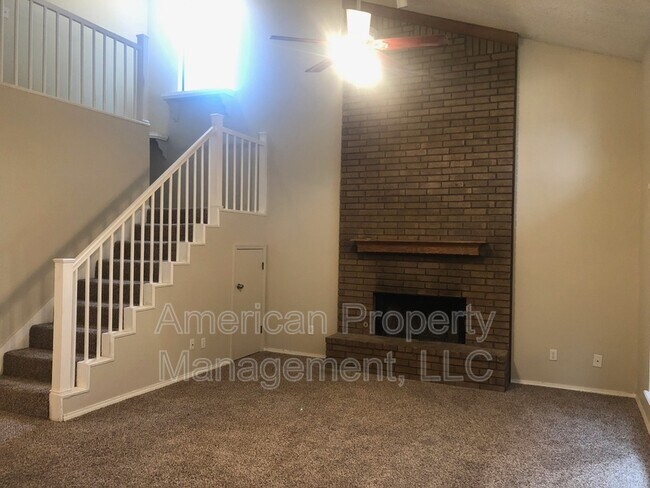Building Photo - 9209 E 100th St