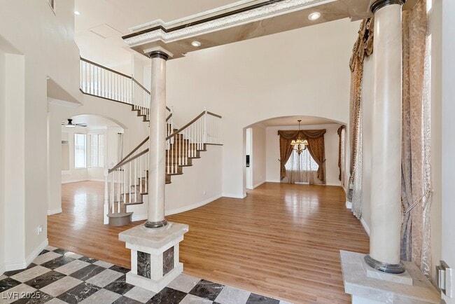 Building Photo - 8594 Lambert Dr