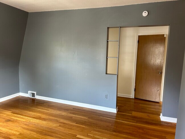 Building Photo - 114 Blake St