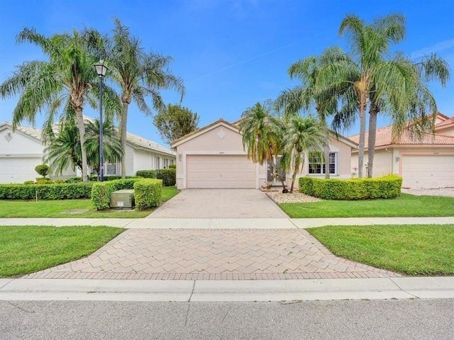 Photo - 22845 Barrister Dr House