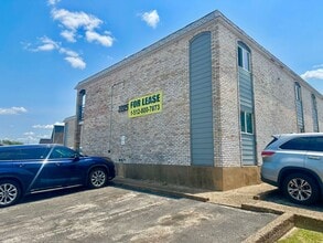 Building Photo - 2205 Muroc St