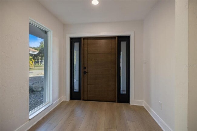 Foto del edificio - 328 Monet Dr