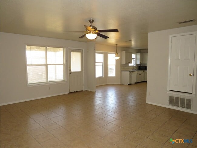 Building Photo - 4603 Telluride Dr