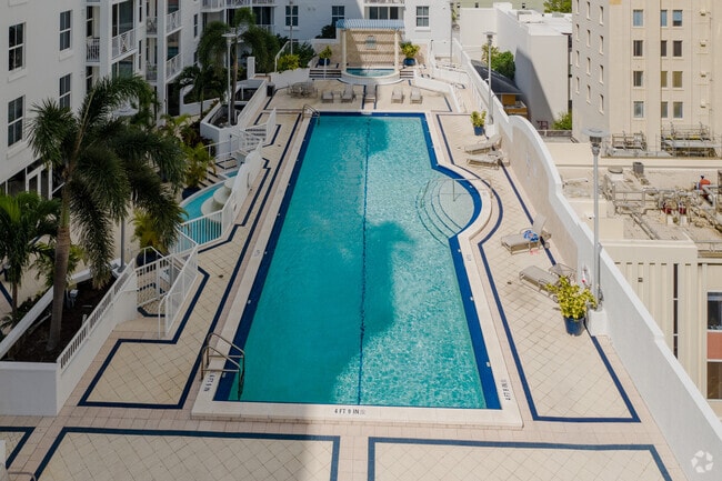 Pool - The Strand