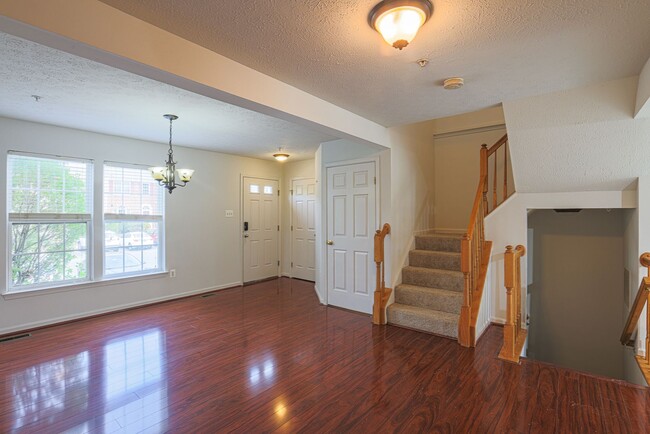Building Photo - 4907 Bristle Cone Cir