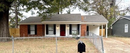 Building Photo - 5297 Breckenwood Dr