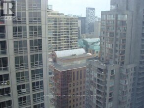 Building Photo - 763 Bay St.