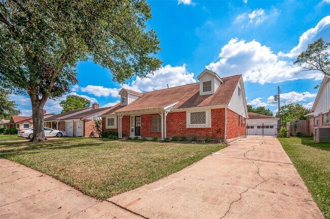 Foto del edificio - 8927 Langdon Ln
