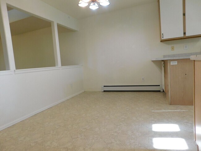 Building Photo - 456 Stepping Stone Court