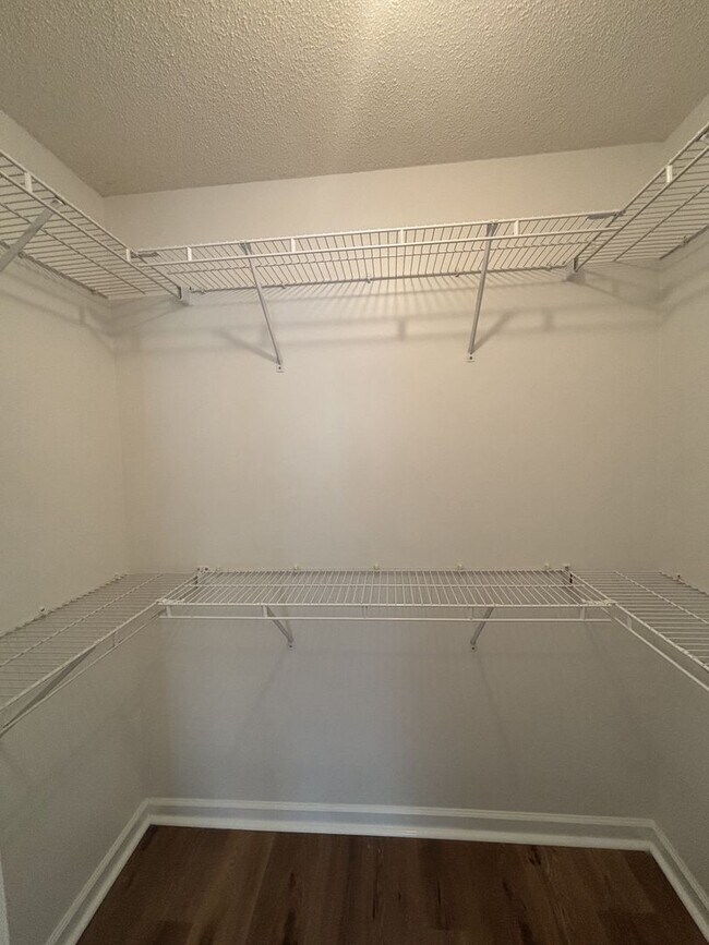 Foto del edificio - 2 Bed 2 Bath Pelham Available for immediat...