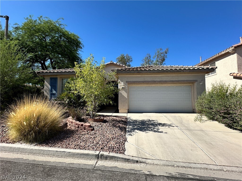Foto principal - 10524 Courtney Cove Ave