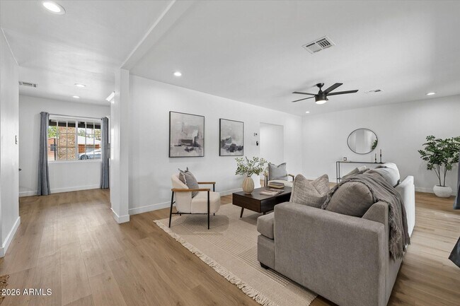 Foto del edificio - 1731 E Verde Ln