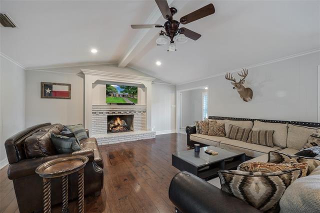 Foto del edificio - 6129 Glennox Ln