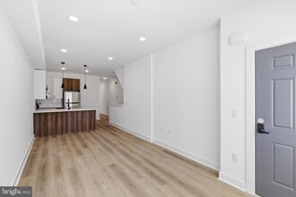 Building Photo - 2532 N 11th St
