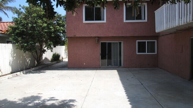 Foto del edificio - 1172 Louden Ln