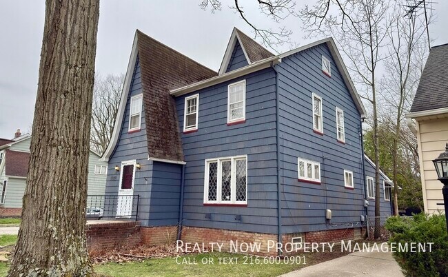 Foto del edificio - 1122 Plainfield Rd