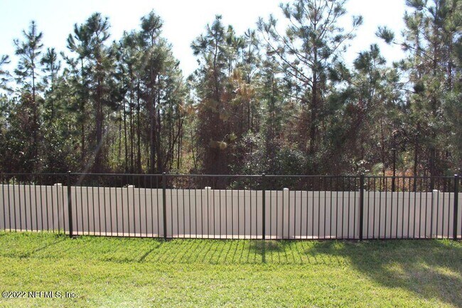 Building Photo - 12640 Josslyn Ln