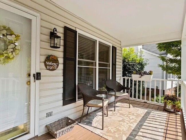 Photo - 1032 Summit Dr House