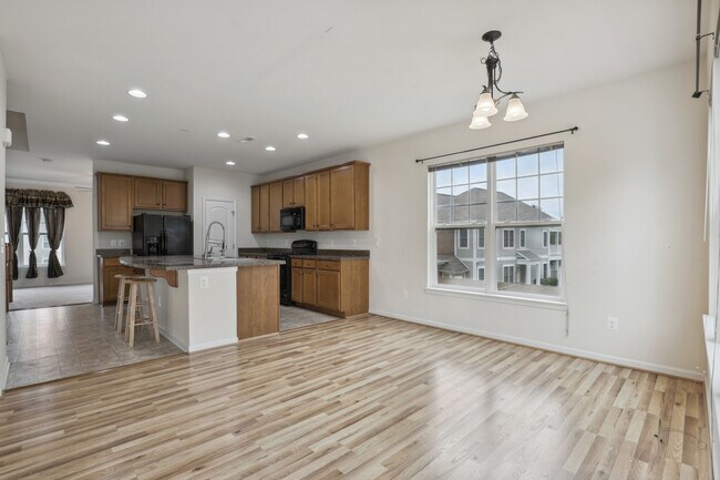 Photo - 25485 Feltre Ter Townhome