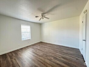 Building Photo - 4606 35th St
