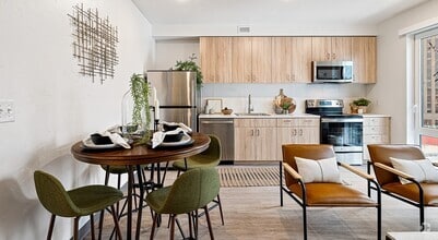 Open One Bedroom - Model - Vanguard