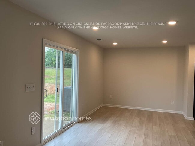 Building Photo - 2530 Brunson Ct