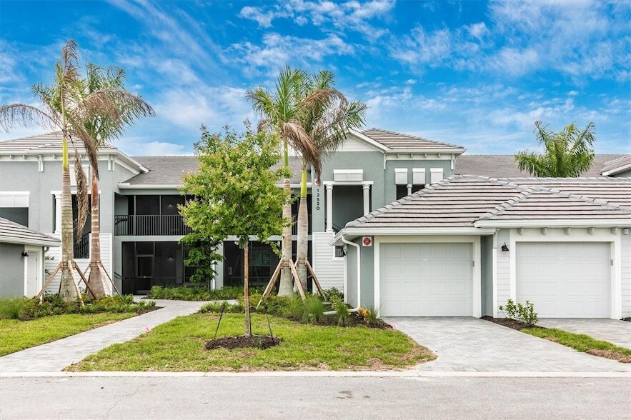 Foto principal - 12520 Galapagos Ct