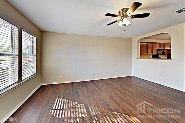 Building Photo - 2731 Moonrock