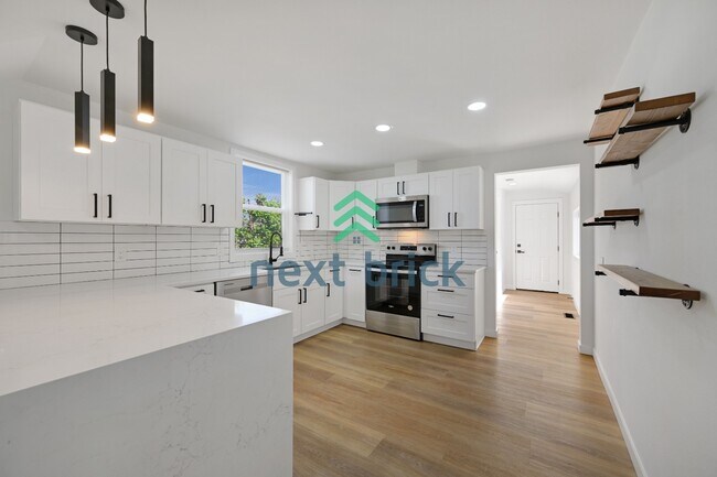 Foto del edificio - 215 S 107th St