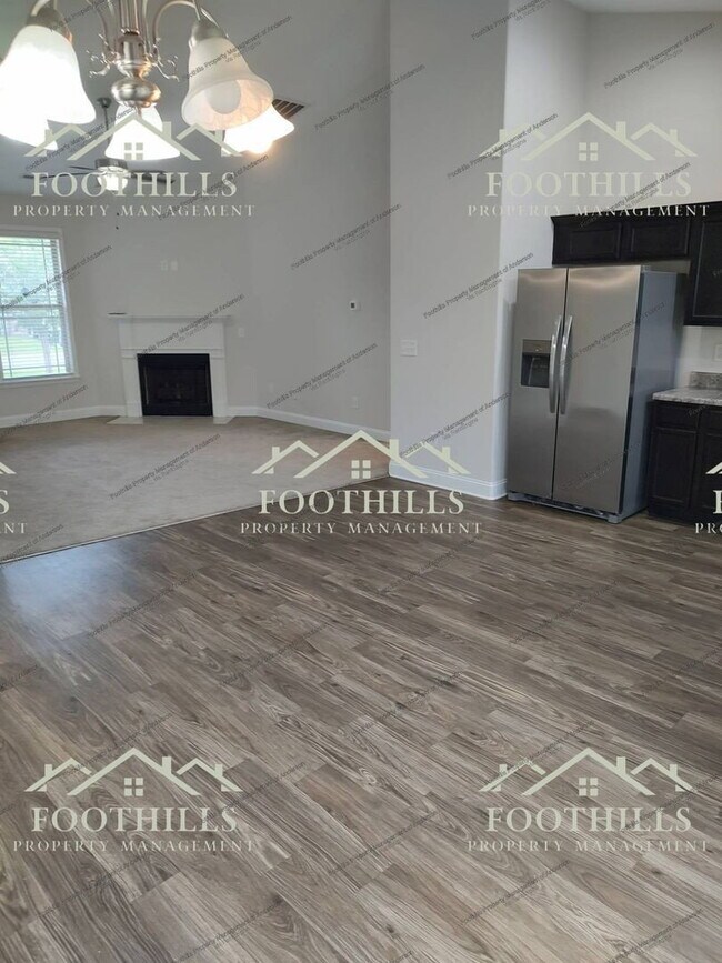 Foto del edificio - 155 Norfolk Cir