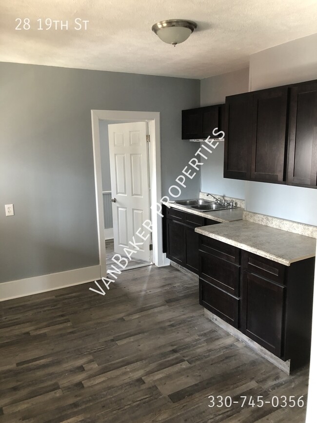 Foto del edificio - 28 19th St NW