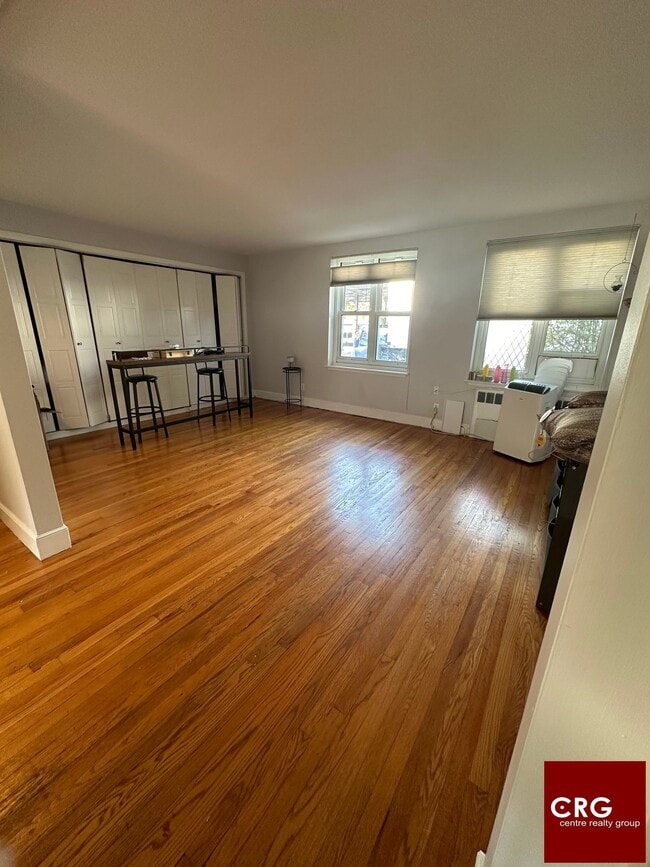 Building Photo - 136 Boylston St