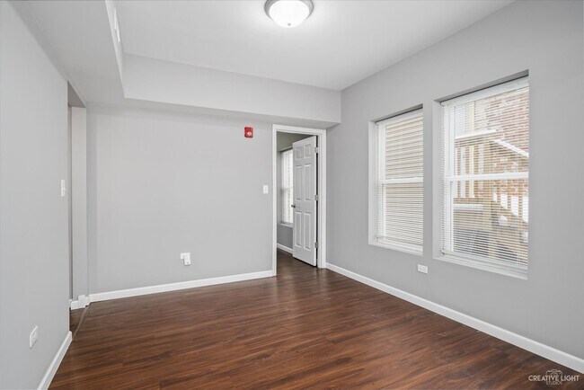 Foto del edificio - 157 N Eastern Ave