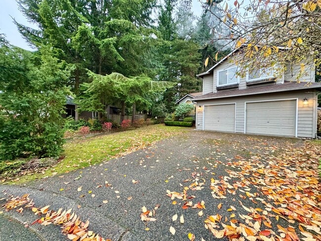 Building Photo - Great 3 Bed 2.5 Bath Home for rent